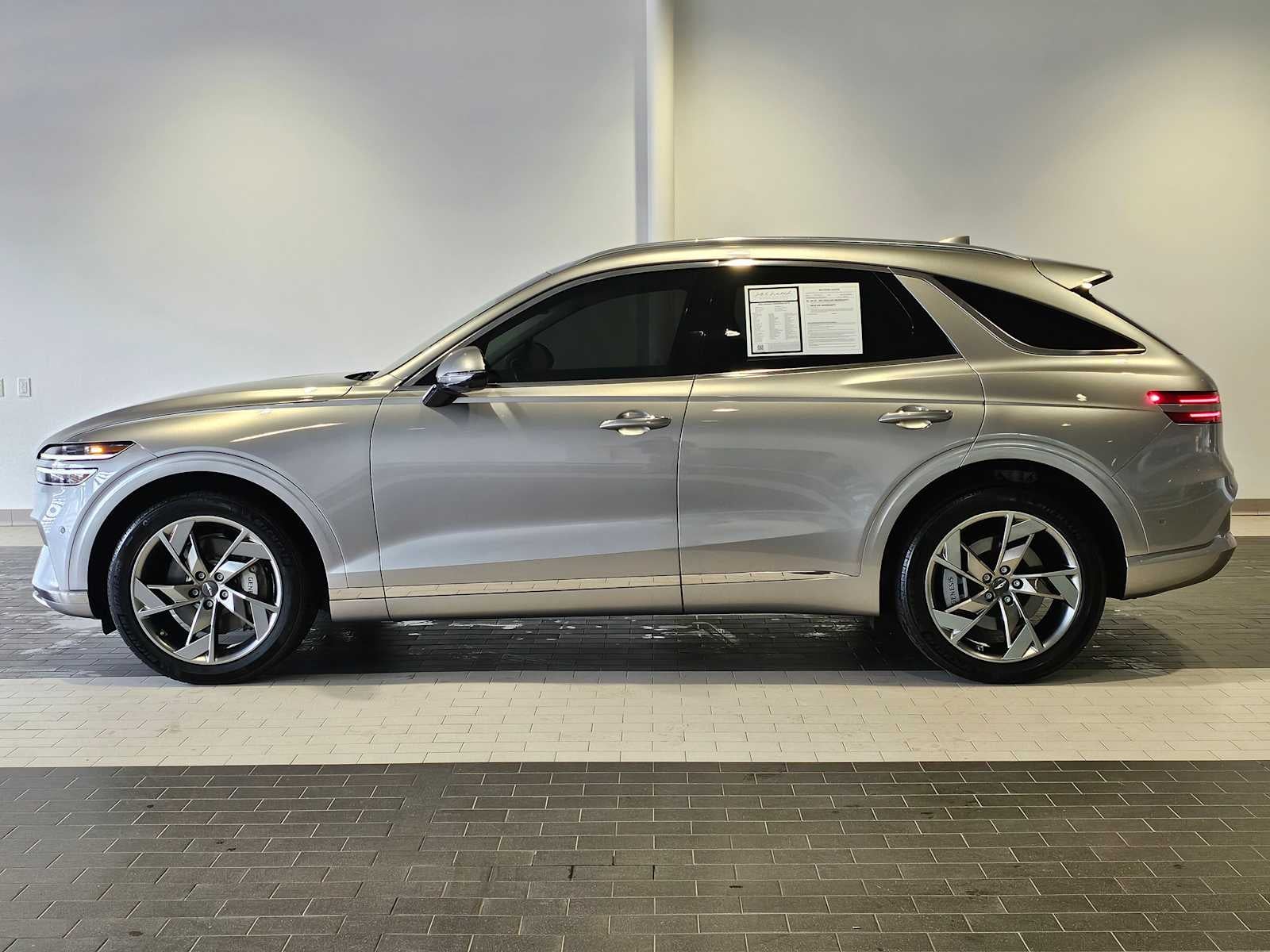 Used 2023 GENESIS GV70 Advanced with VIN 5NMMCET18PH000798 for sale in Lynnwood, WA