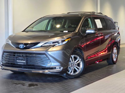 2023 Toyota Sienna Platinum