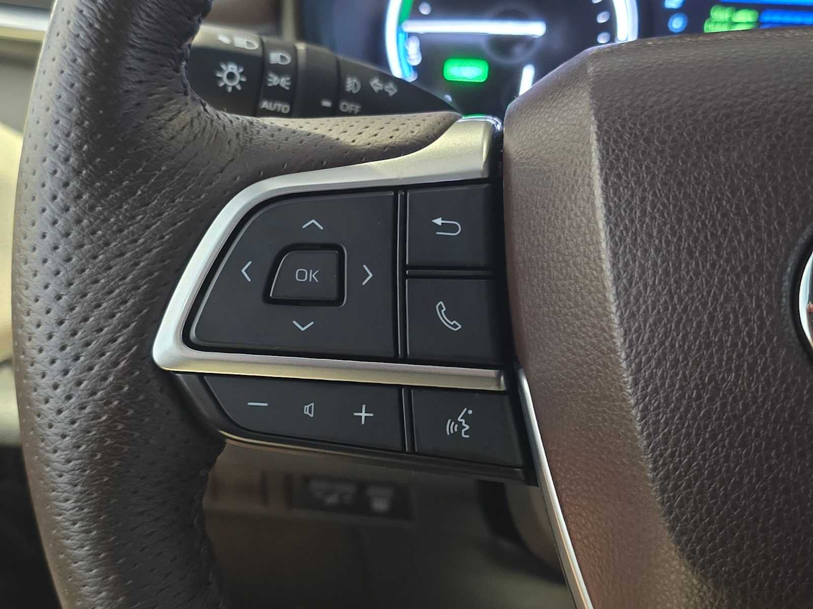 2023 Toyota Sienna Platinum