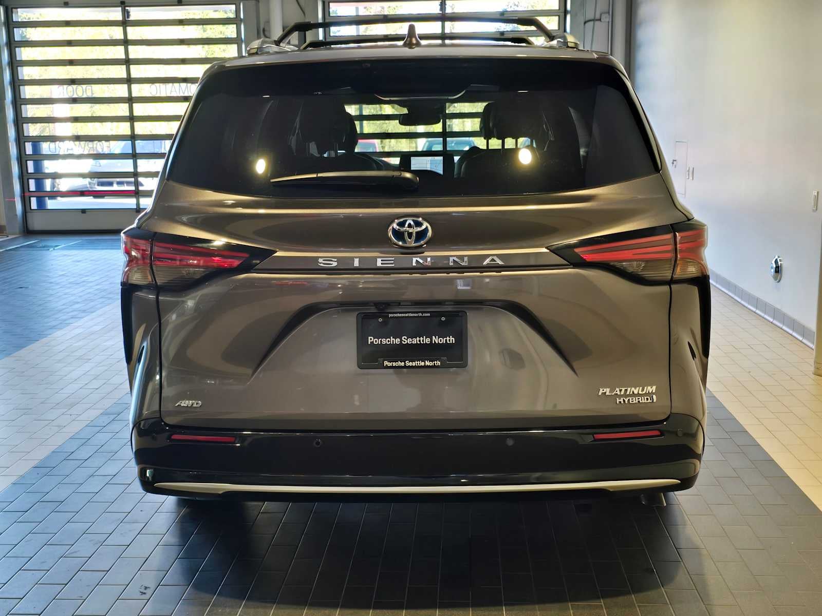2023 Toyota Sienna Platinum