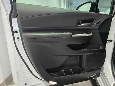 2025 Toyota Sienna Platinum