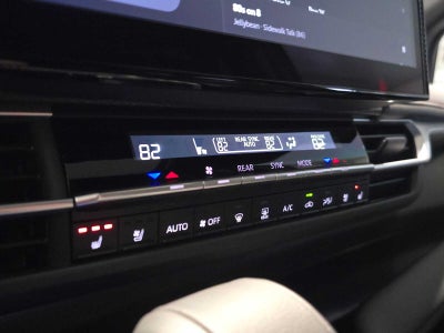 2025 Toyota Sienna Platinum