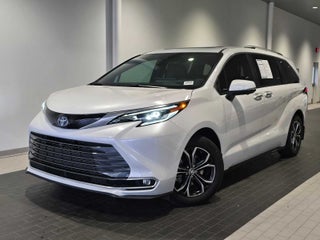 2025 Toyota Sienna Platinum