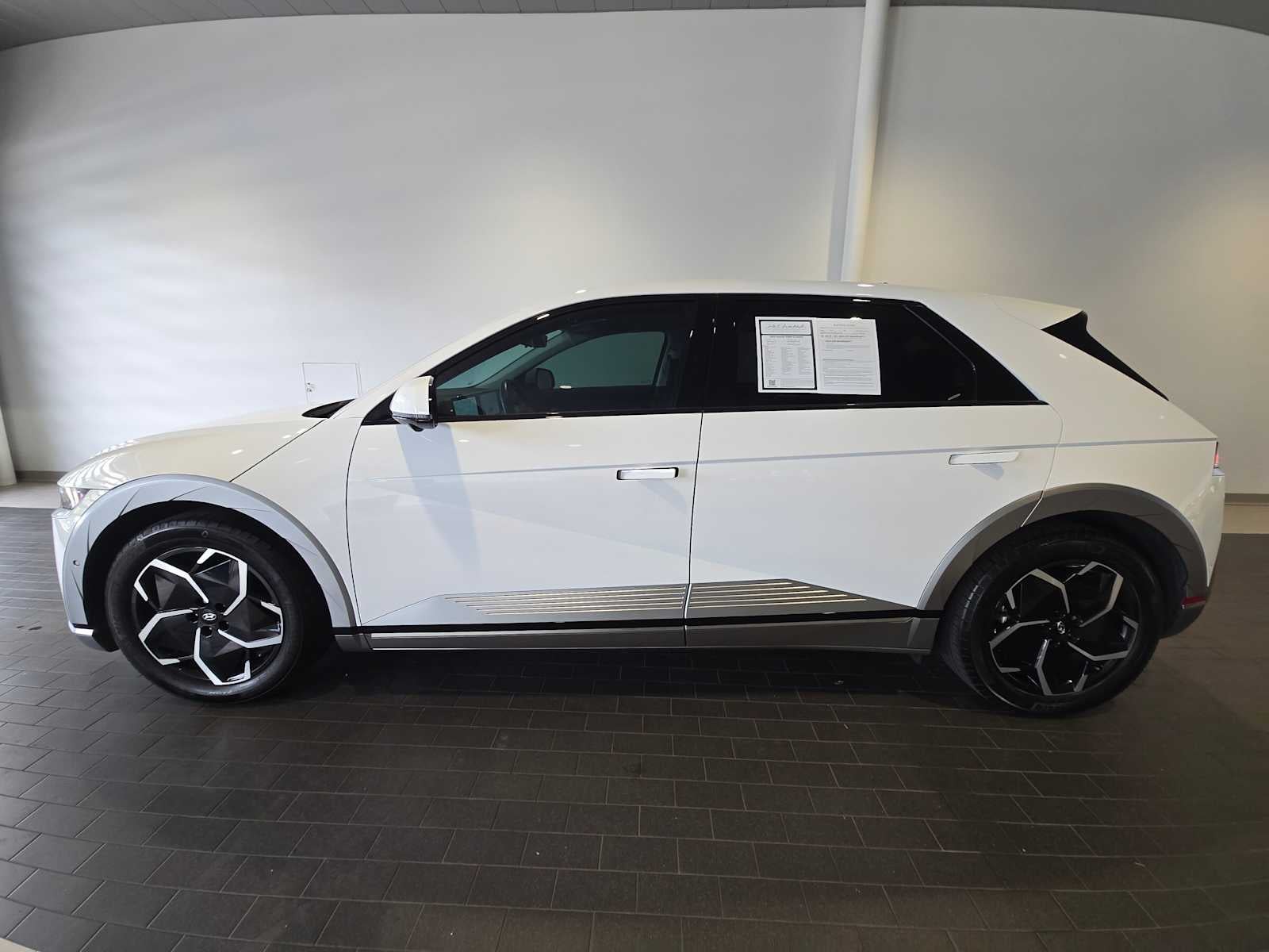 Used 2024 Hyundai IONIQ 5 Limited with VIN KM8KR4DE6RU281444 for sale in Lynnwood, WA