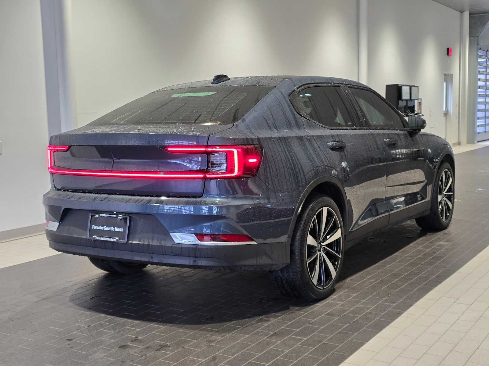 2022 Polestar 2 Base