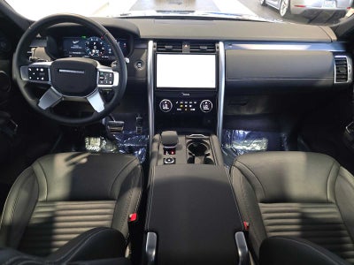 2025 Land Rover Discovery Dynamic SE