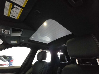 2025 Land Rover Discovery Dynamic SE