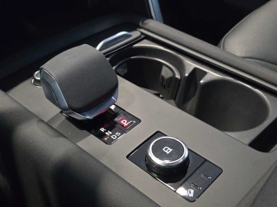 2025 Land Rover Discovery Dynamic SE