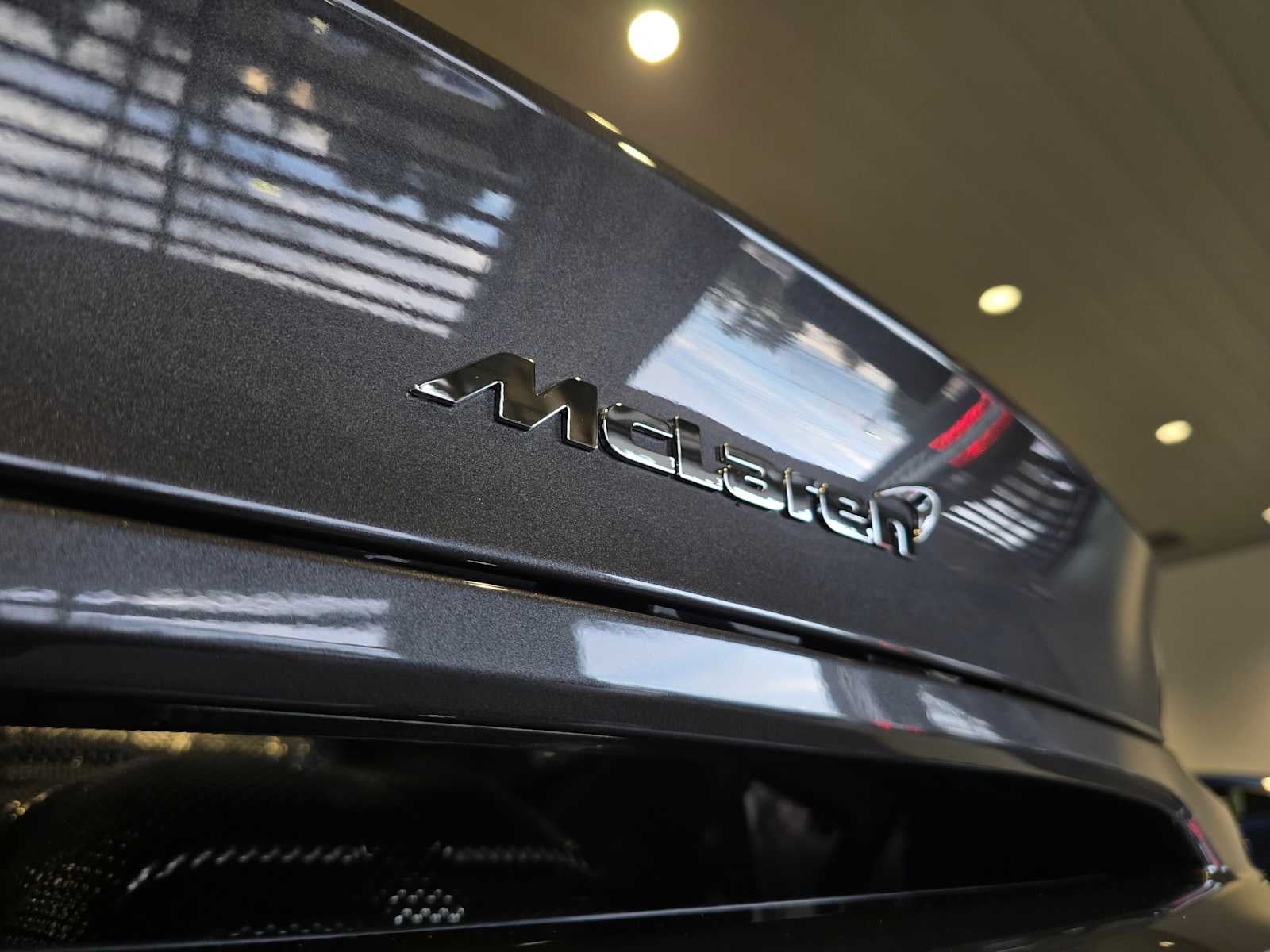 2019 McLaren 570GT Base