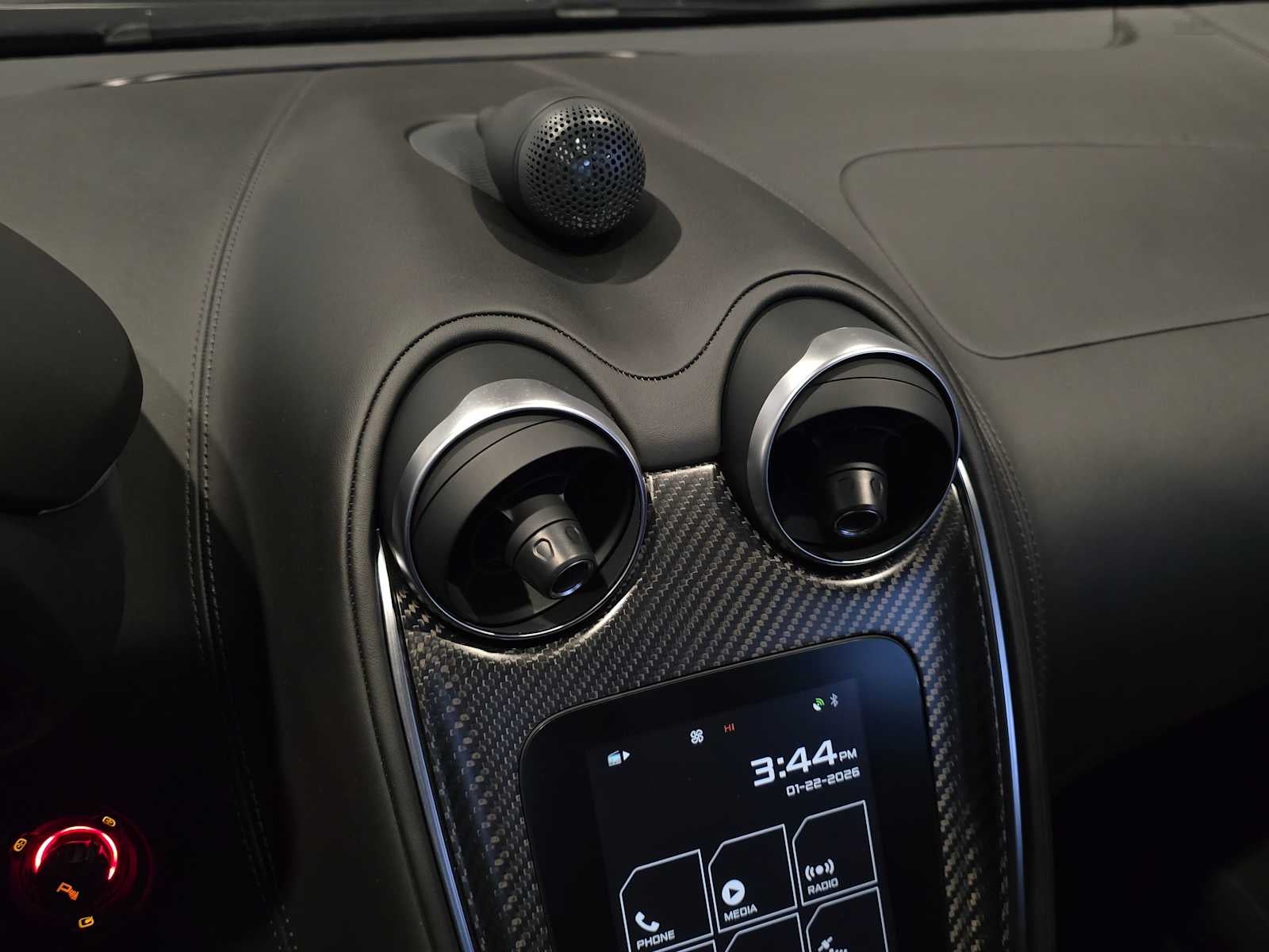 2019 McLaren 570GT Base