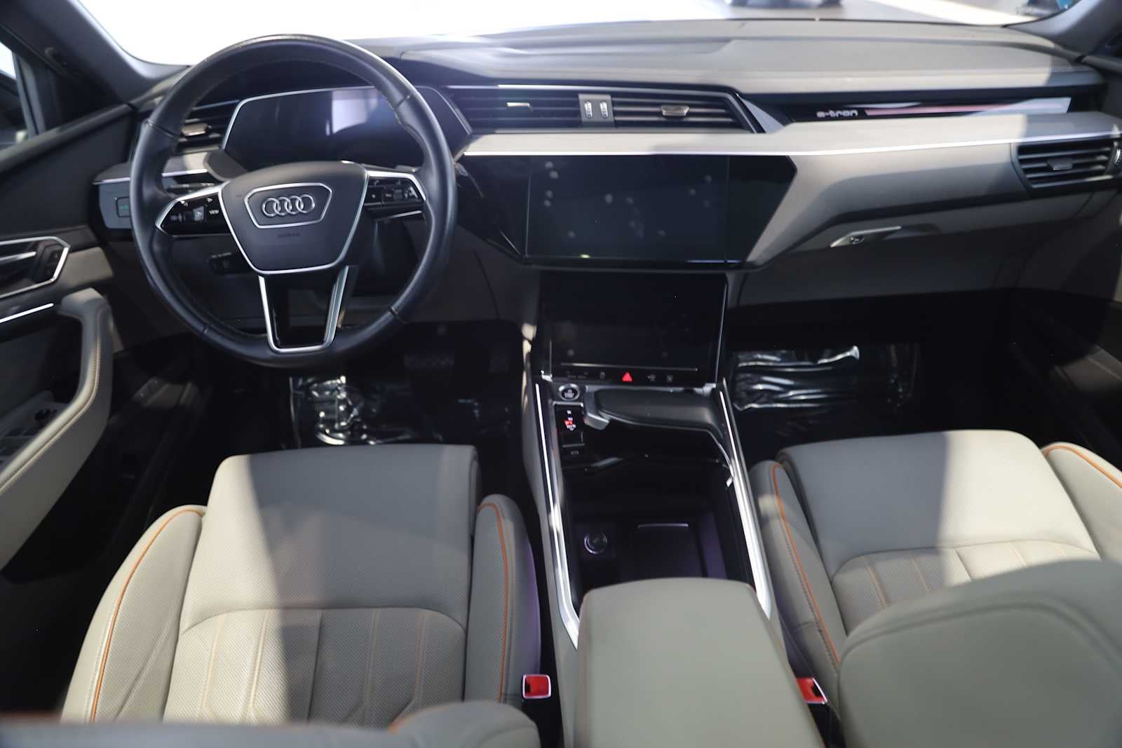 2024 Audi Q8 e-tron Prestige