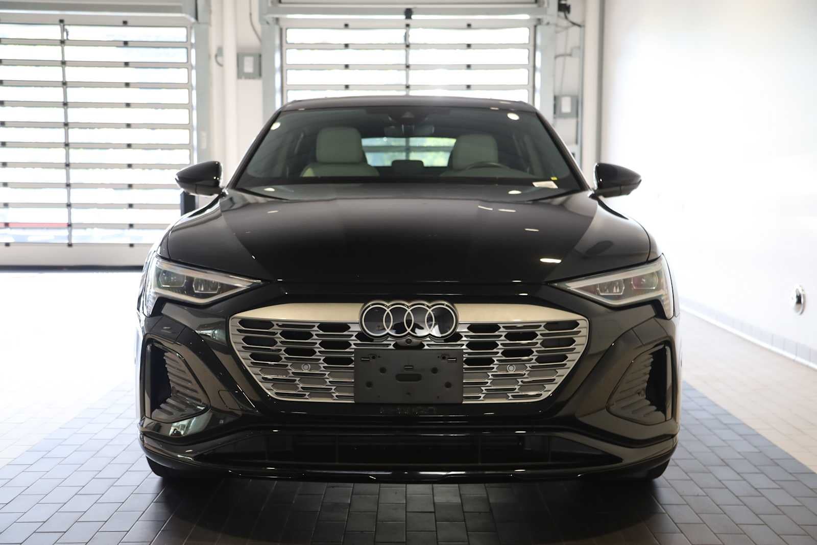 2024 Audi Q8 e-tron Sportback S line Premium Plus