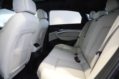 2024 Audi Q8 e-tron Sportback S line Premium Plus