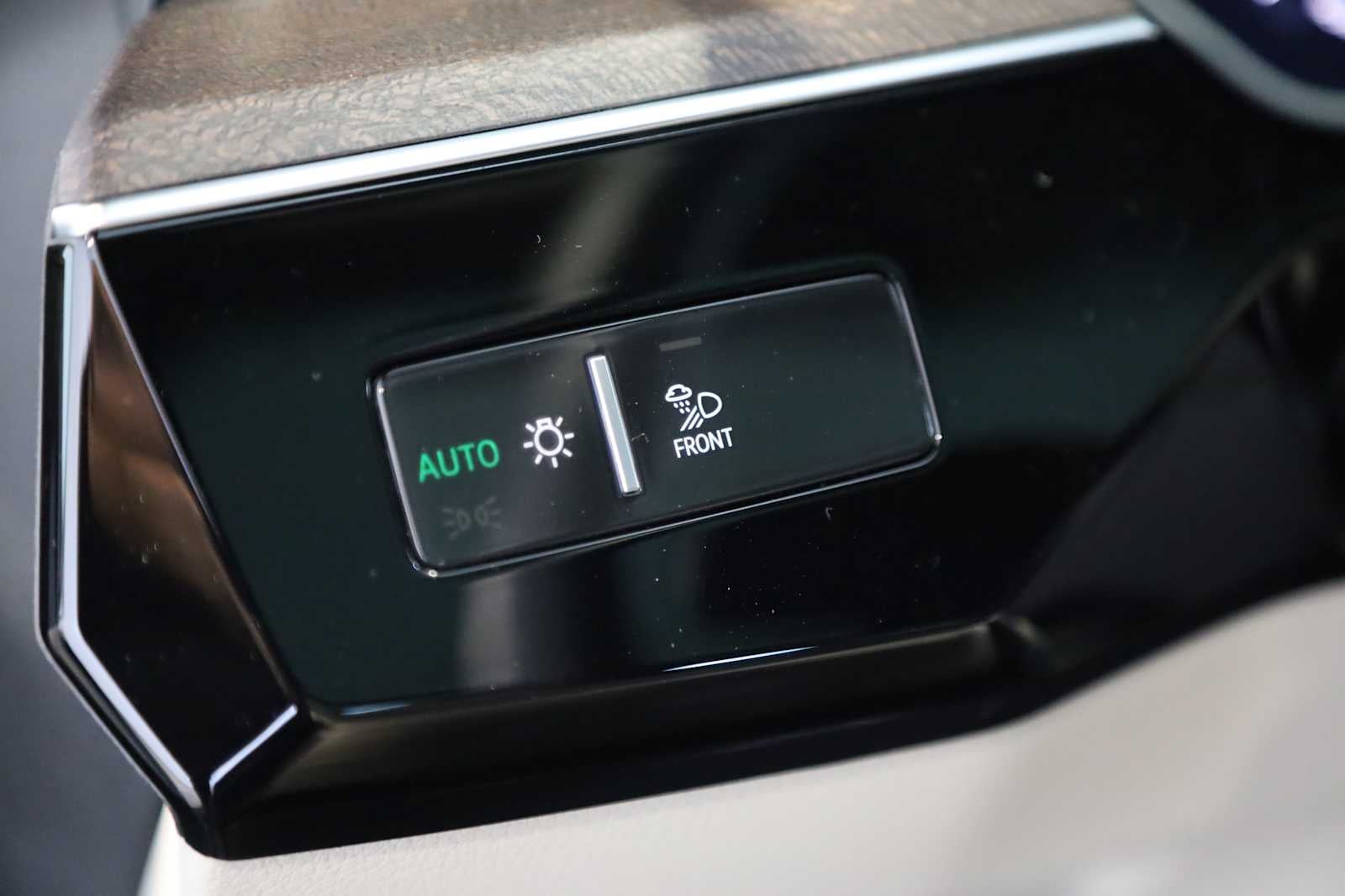 2024 Audi Q8 e-tron Sportback S line Premium Plus