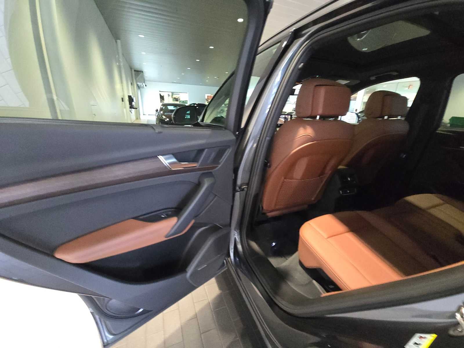 2023 Audi Q5 S line Prestige