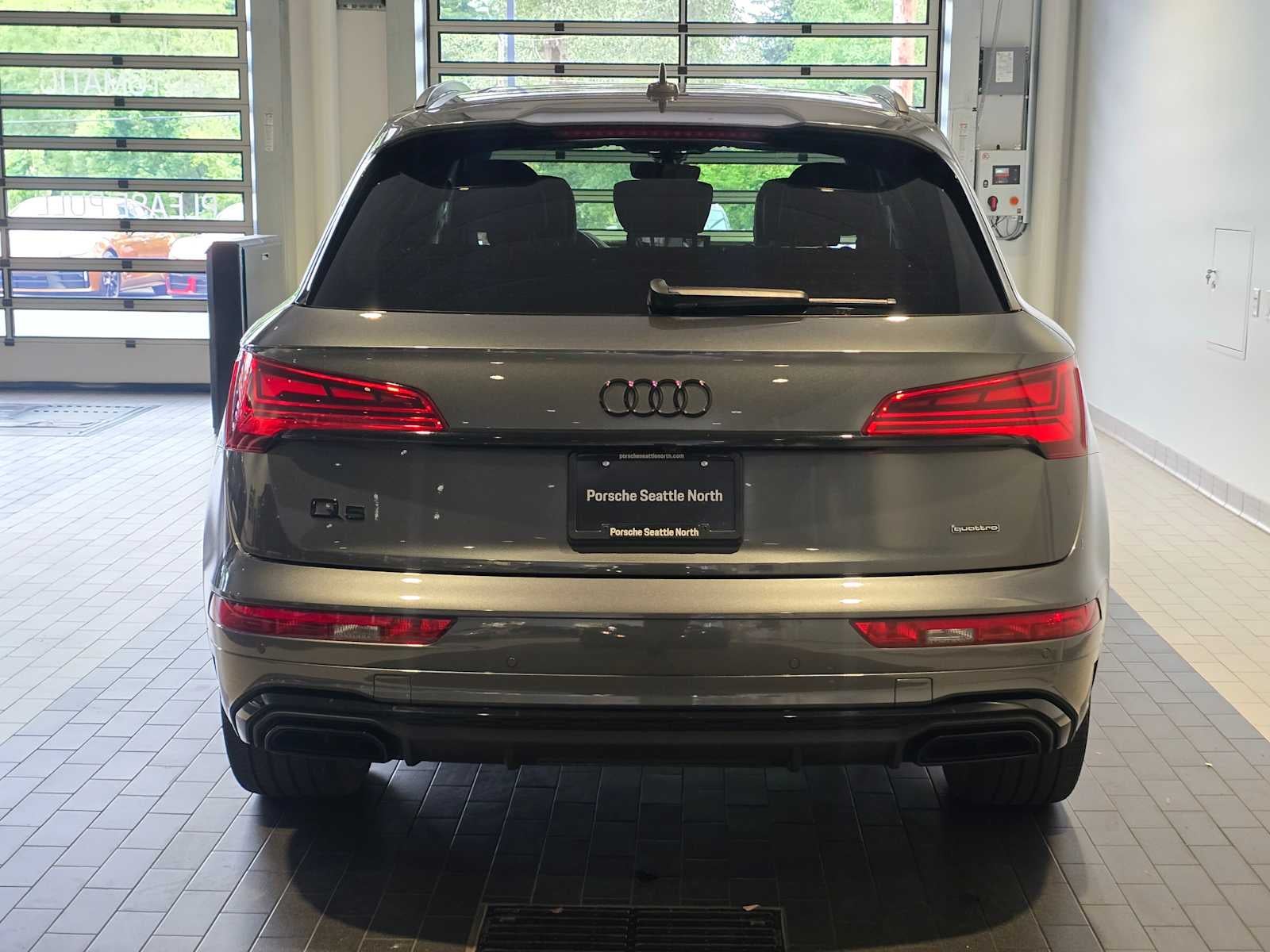 2023 Audi Q5 S line Prestige