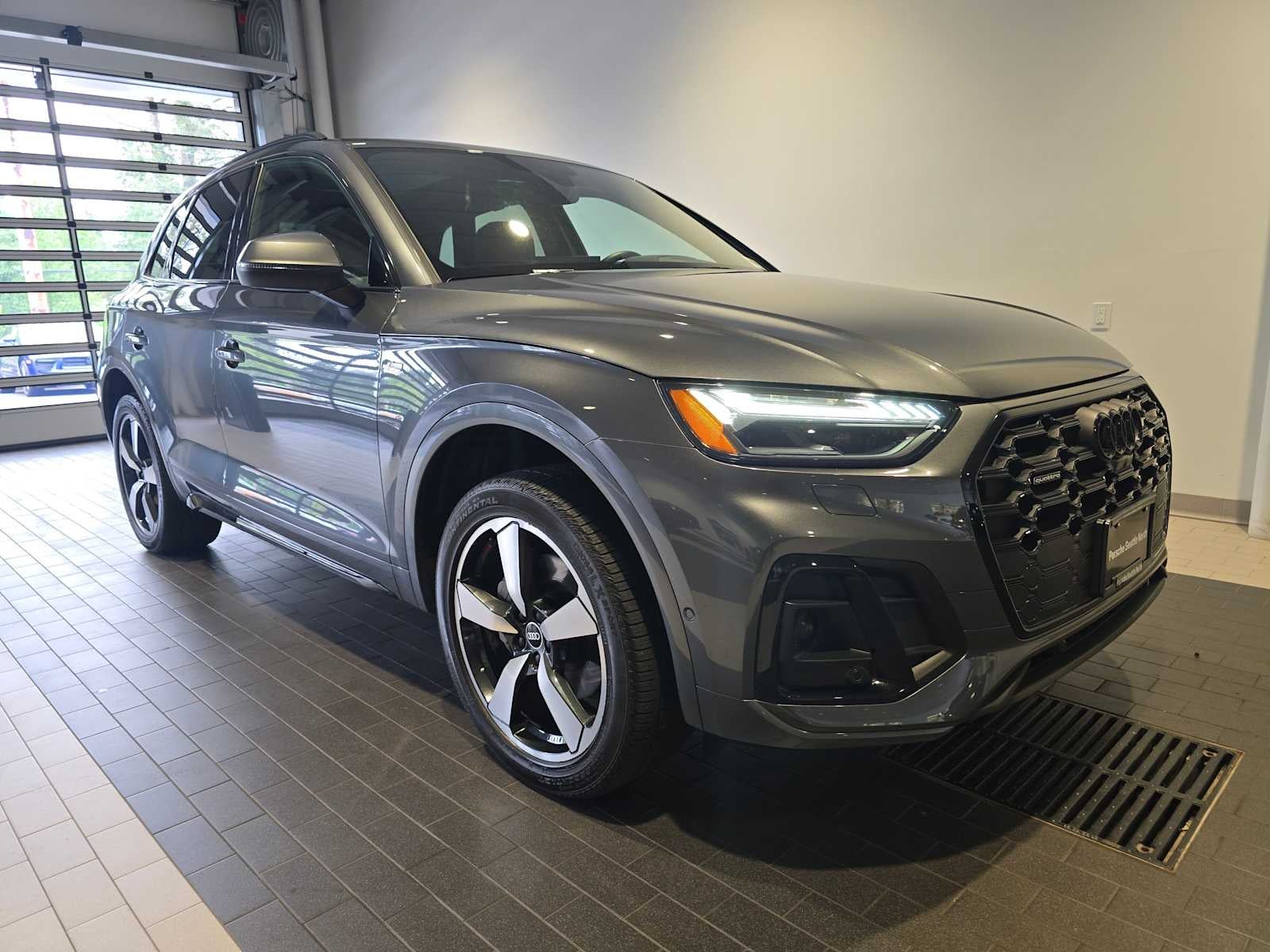 2023 Audi Q5 S line Prestige