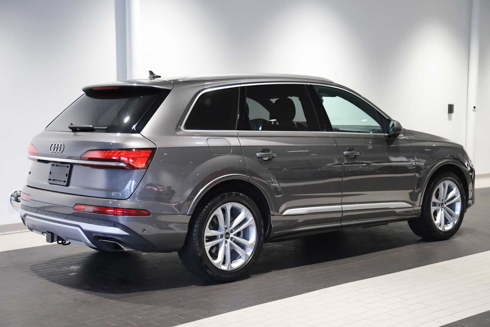2025 Audi Q7 Prestige