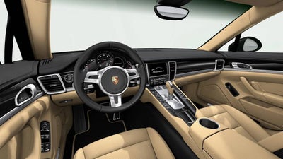 2016 Porsche Panamera 4