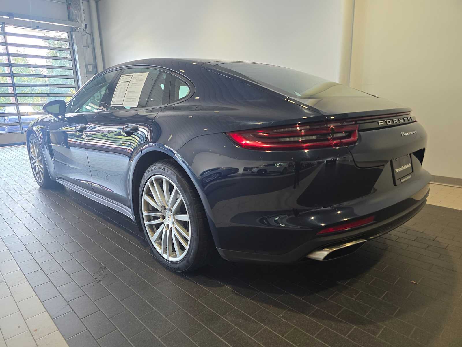 2020 Porsche Panamera Panamera 4