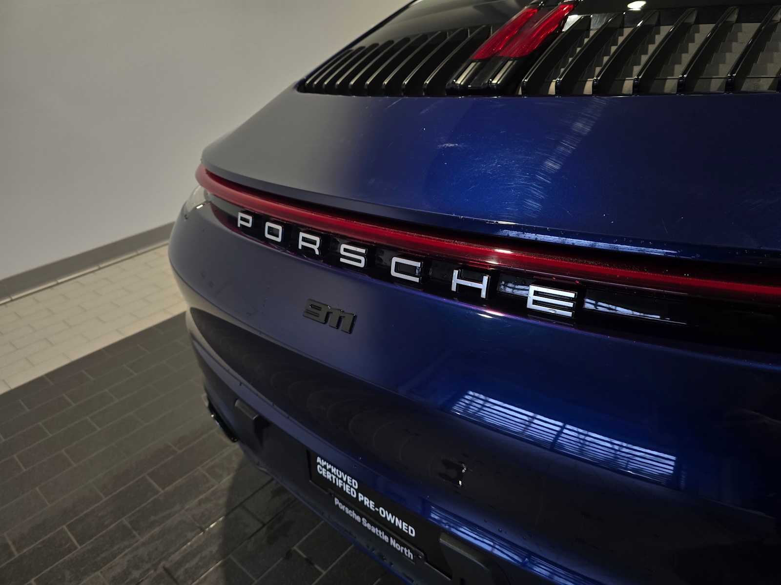 2020 Porsche 911 Carrera