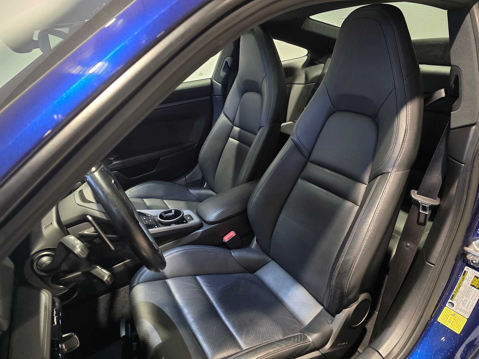 2020 Porsche 911 Carrera