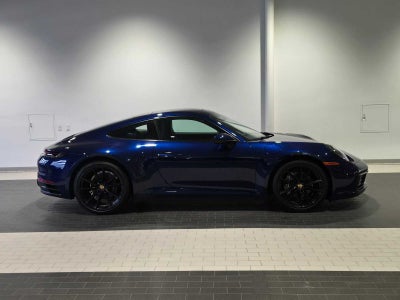 2020 Porsche 911 Carrera