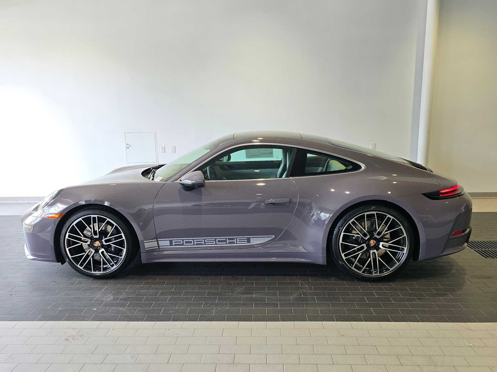 2026 Porsche 911 Carrera