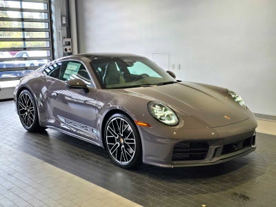 2026 Porsche 911 Carrera