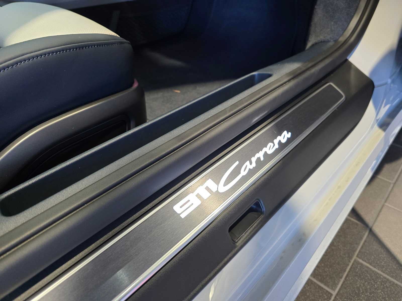 2025 Porsche 911 Carrera