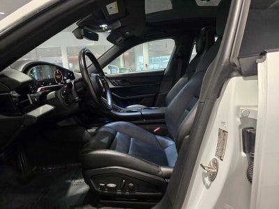 2022 Porsche Taycan Base