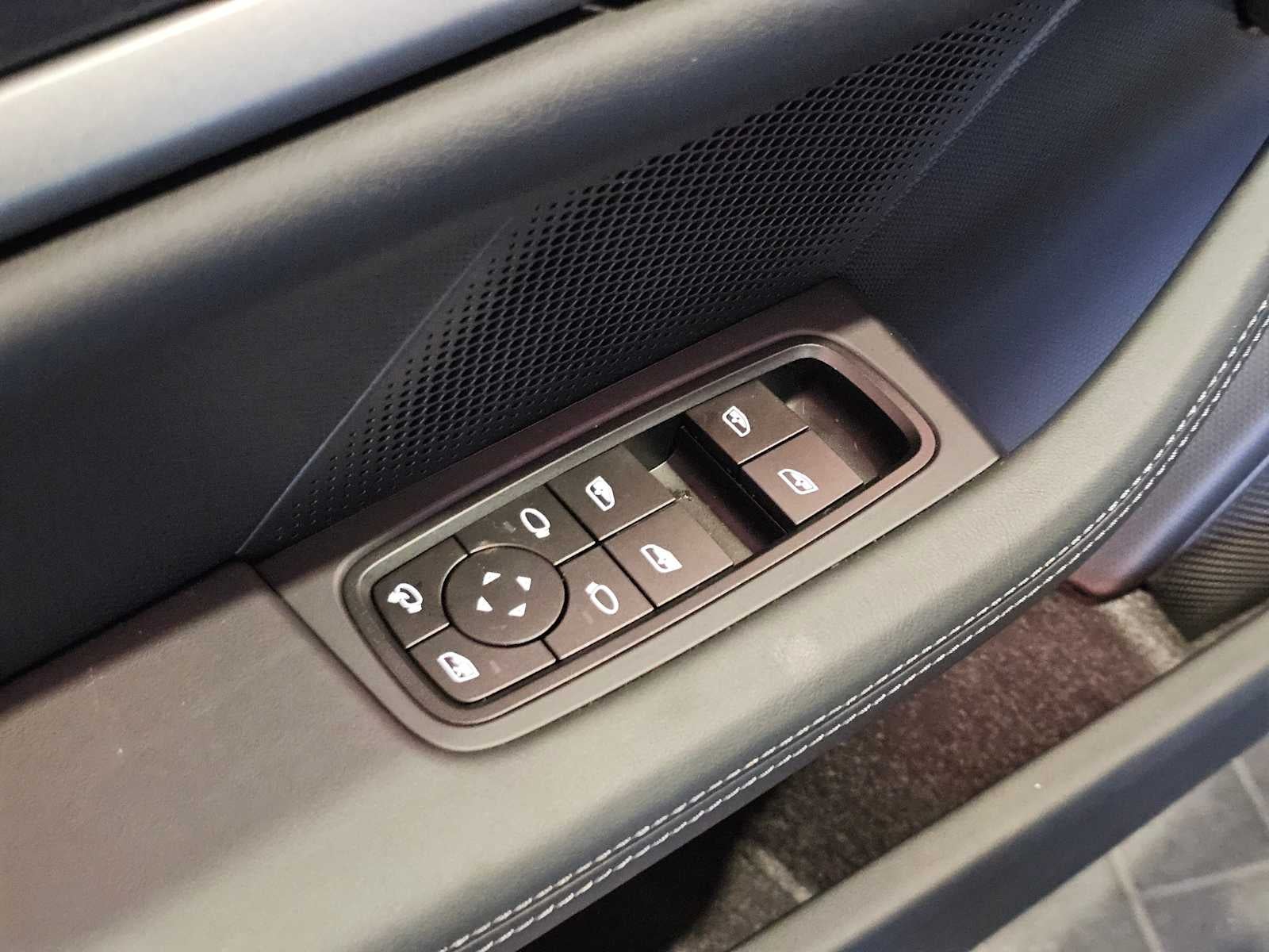 2026 Porsche Taycan Base