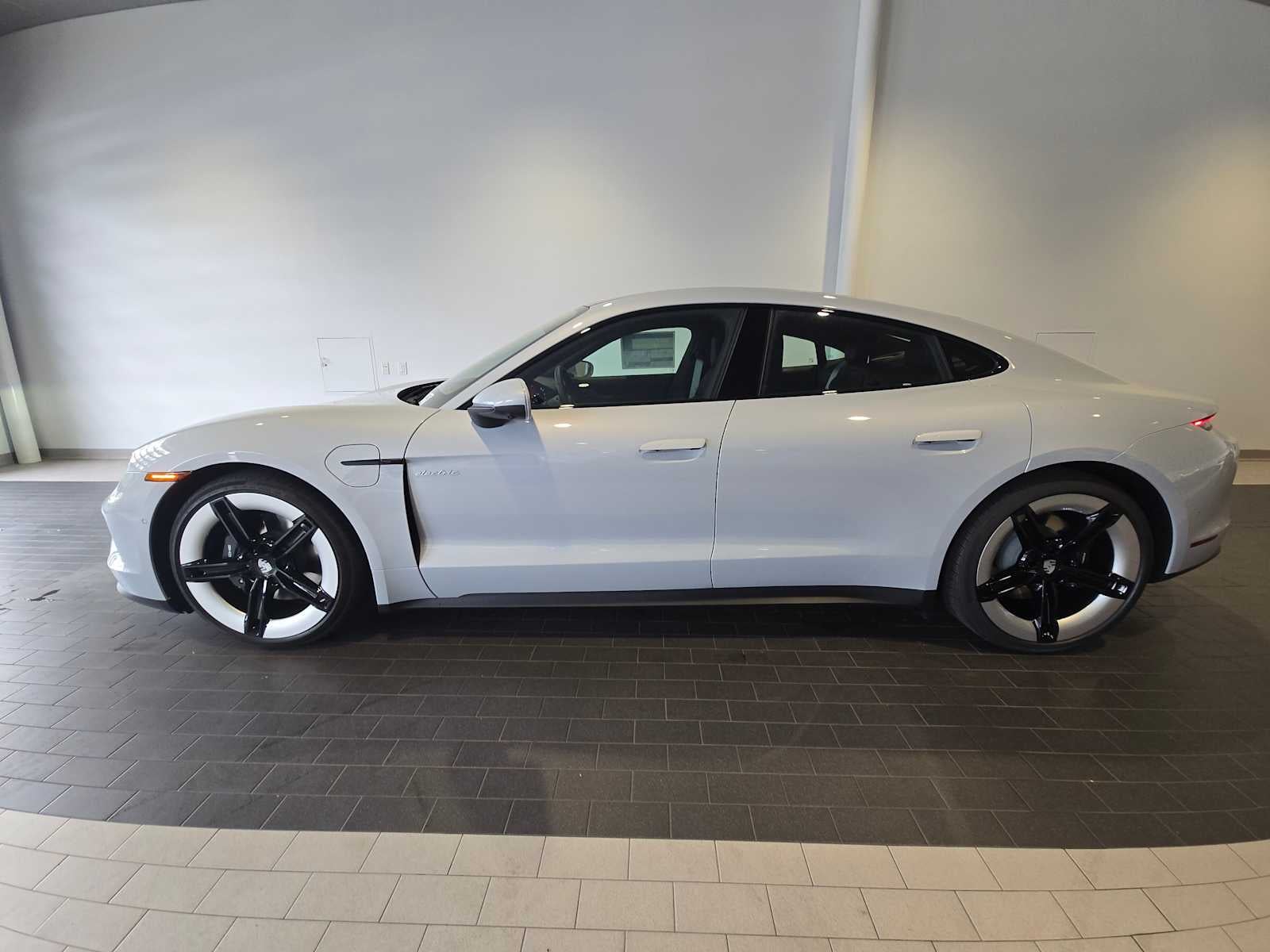 2026 Porsche Taycan 4
