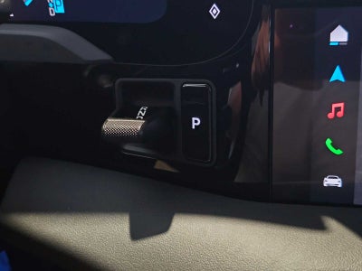 2025 Porsche Taycan 4