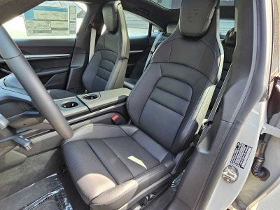 2025 Porsche Taycan 4