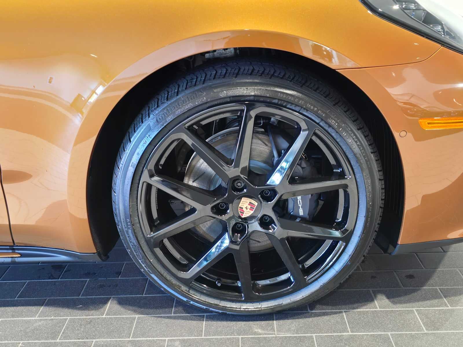 2026 Porsche Panamera 4