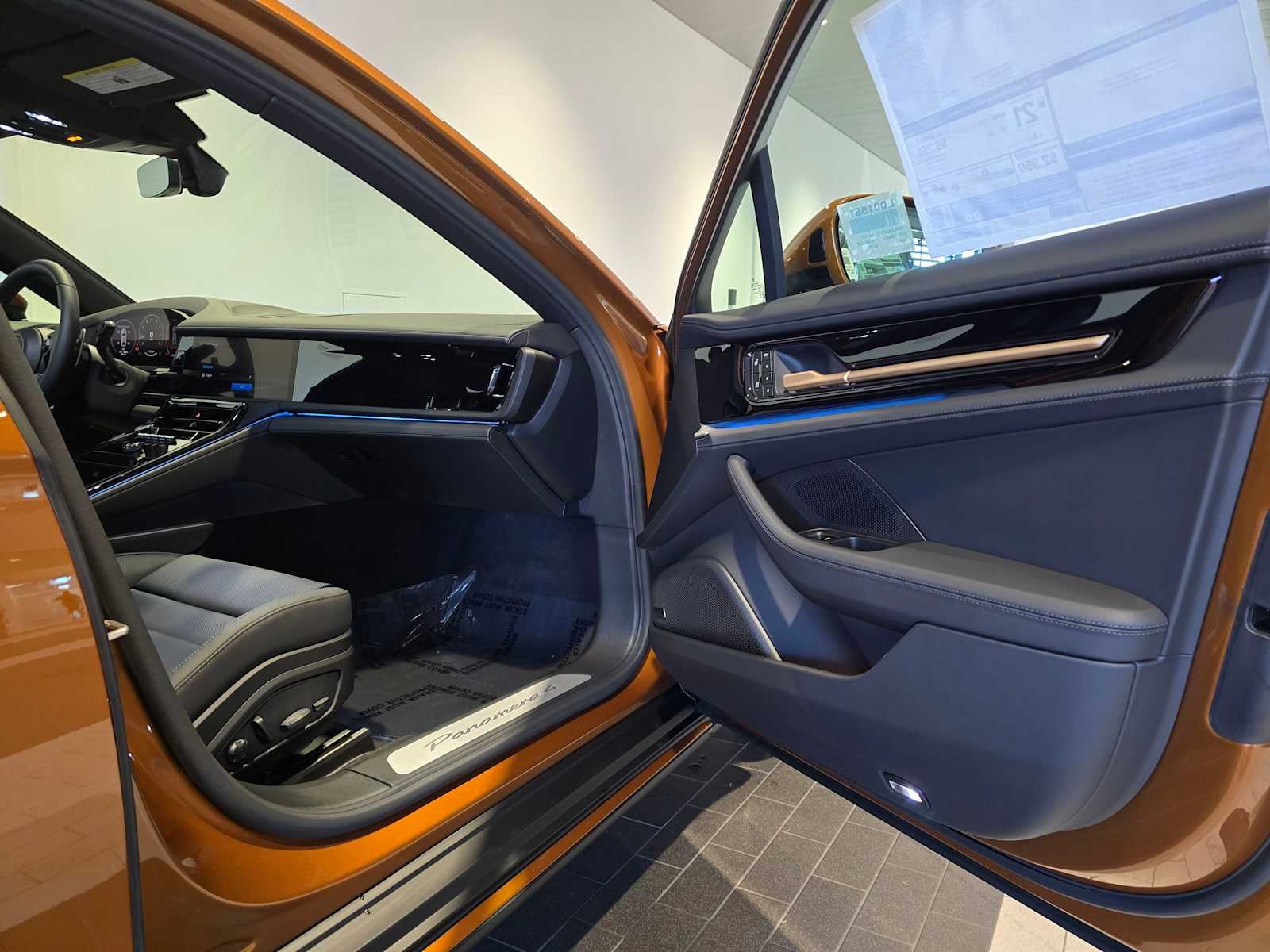 2026 Porsche Panamera 4