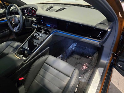 2026 Porsche Panamera 4