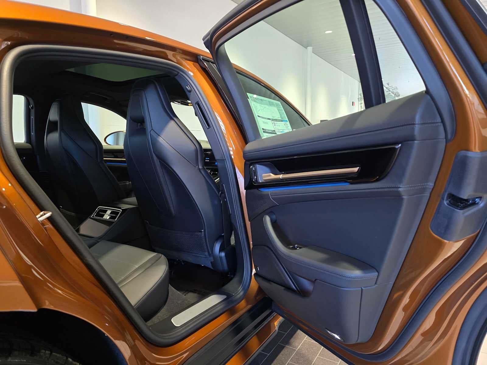 2026 Porsche Panamera 4