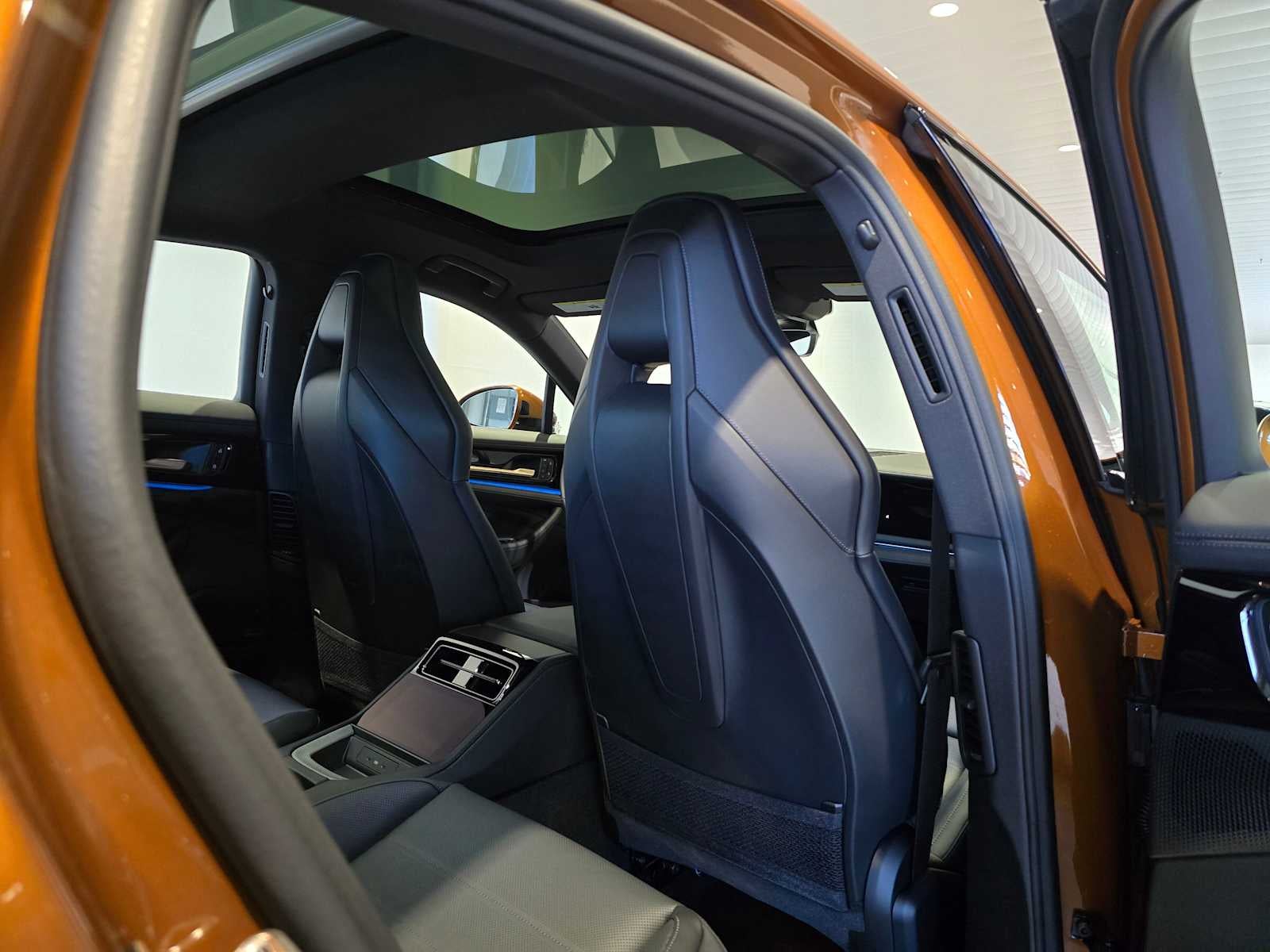 2026 Porsche Panamera 4