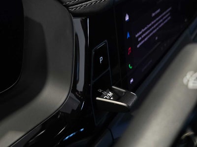 2026 Porsche Panamera 4