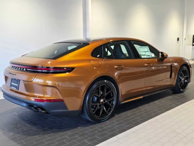 2026 Porsche Panamera 4