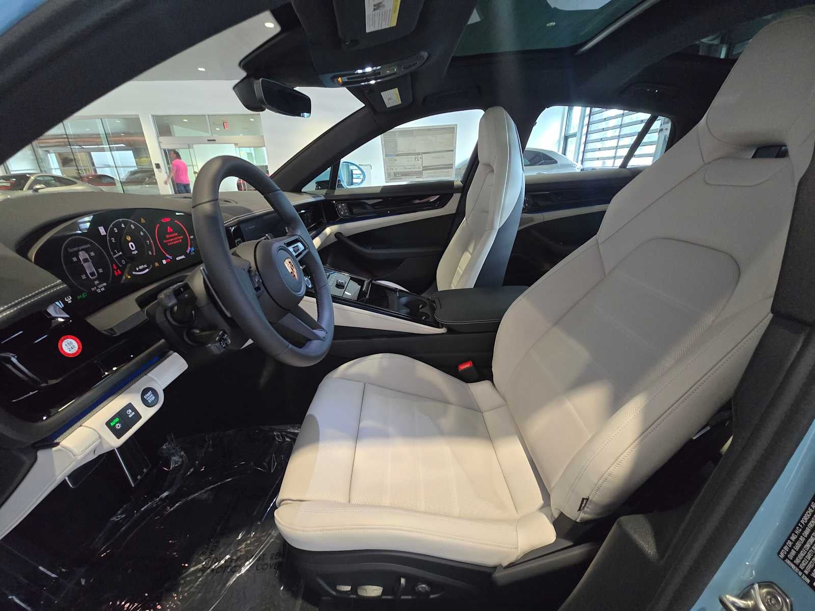 2026 Porsche Panamera 4