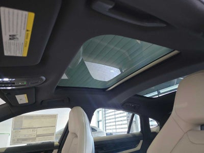 2026 Porsche Panamera 4