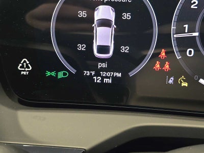 2026 Porsche Panamera 4