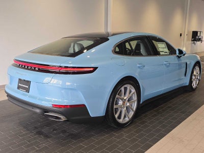 2026 Porsche Panamera 4