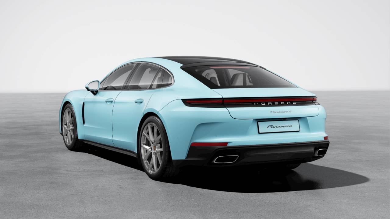 2026 Porsche Panamera 4