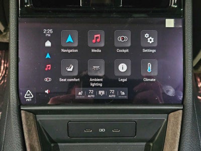 2025 Porsche Panamera 4