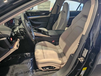 2025 Porsche Panamera 4