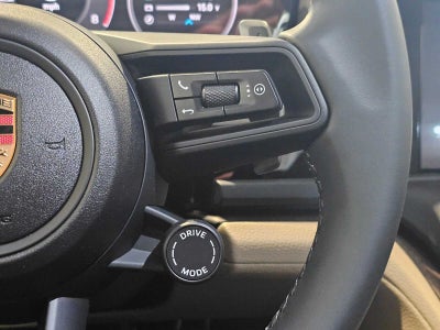 2025 Porsche Panamera 4